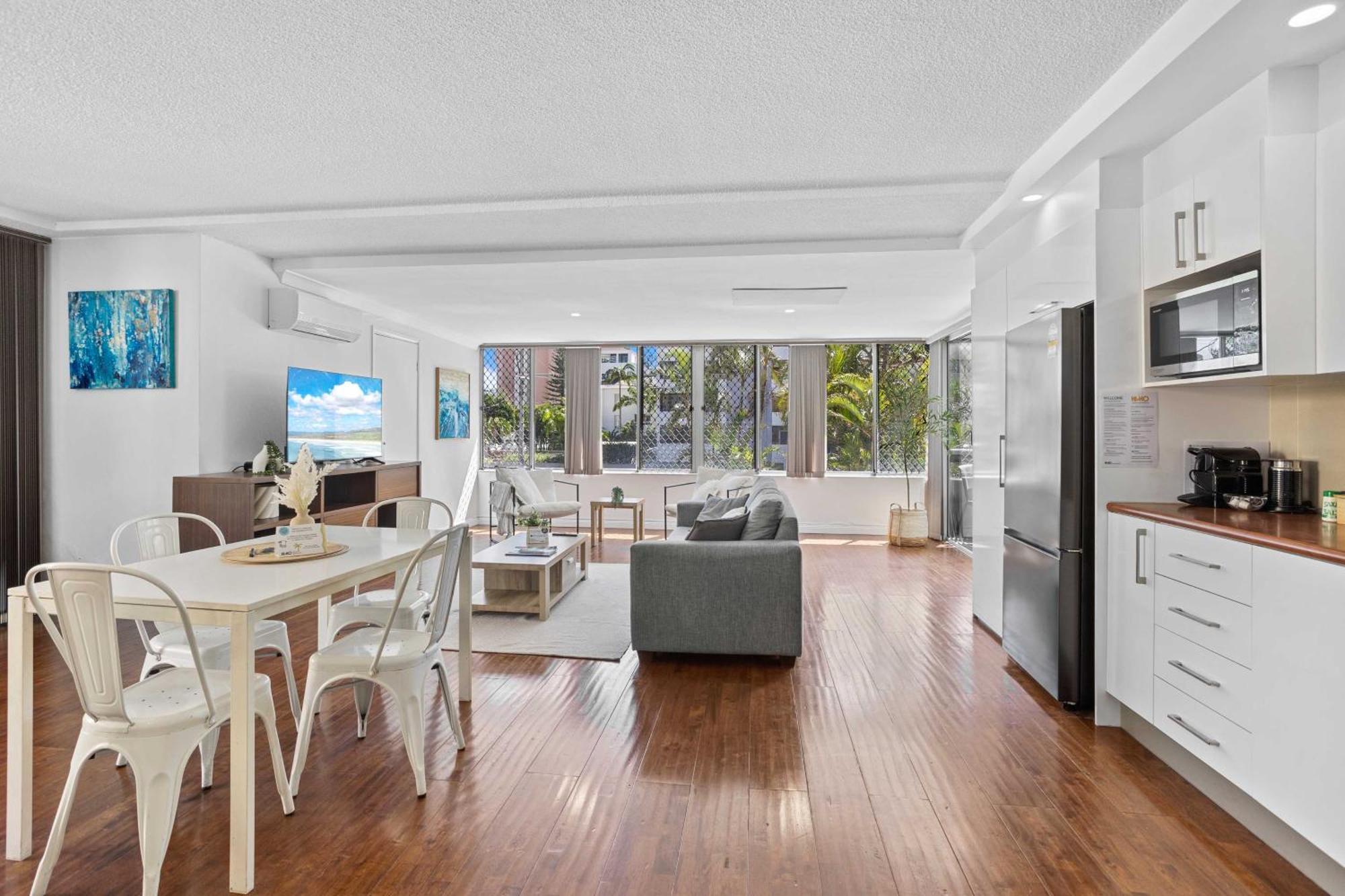 Hi Ho Beach Apartments On Broadbeach Guldkusten Exteriör bild