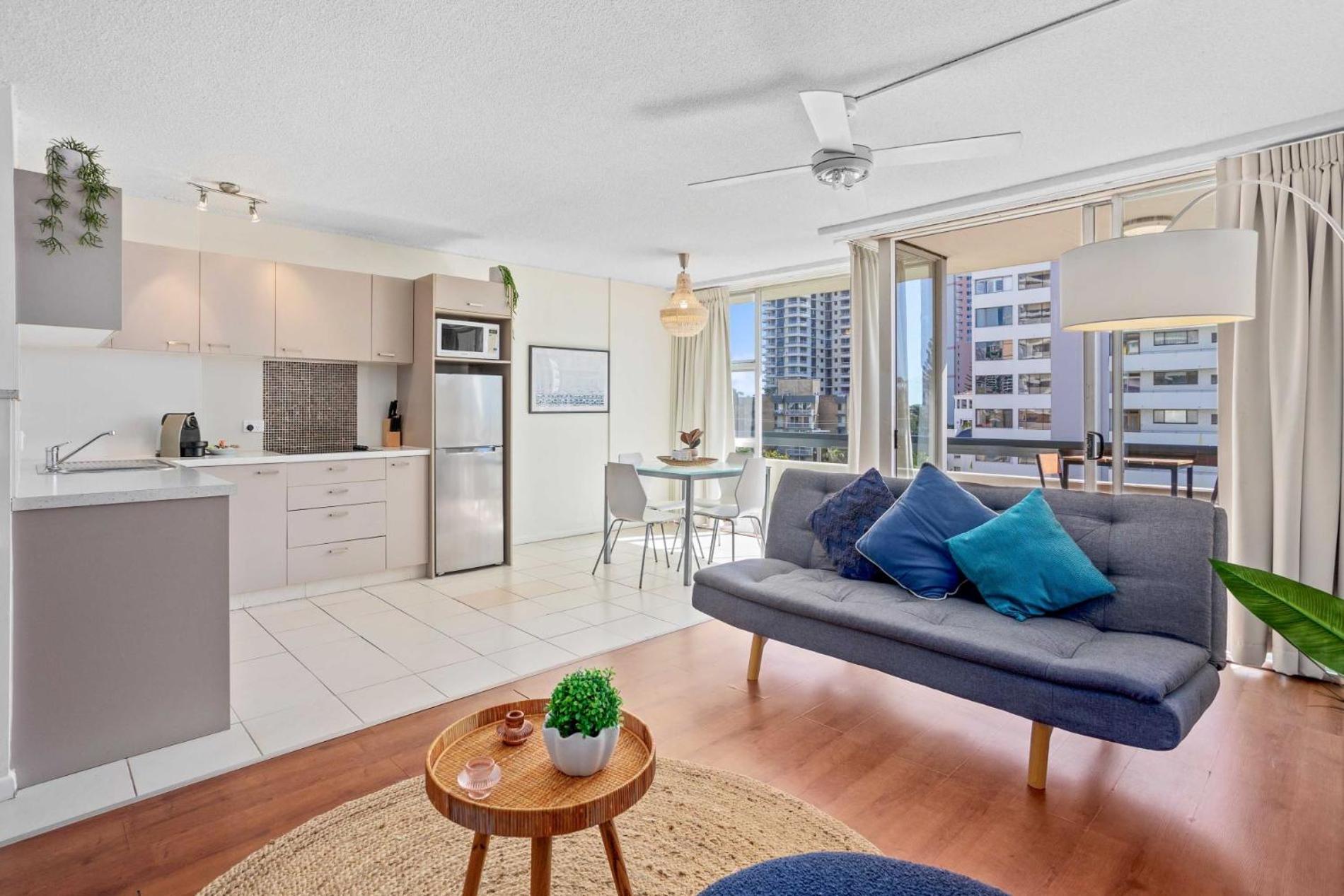 Hi Ho Beach Apartments On Broadbeach Guldkusten Exteriör bild