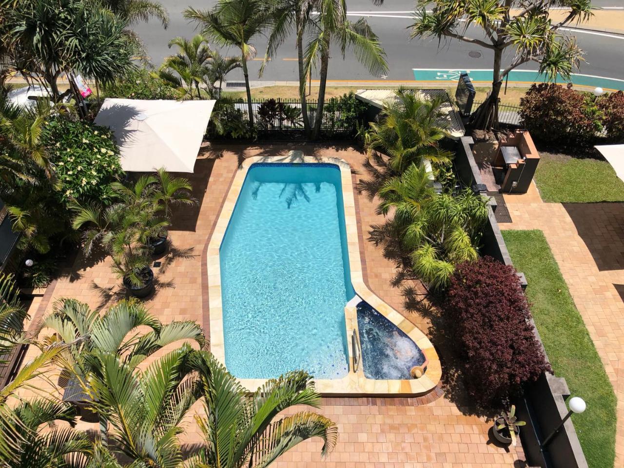 Hi Ho Beach Apartments On Broadbeach Guldkusten Exteriör bild